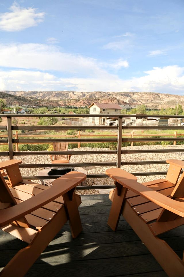 Gorgeous Vacation Rental with Fire Pit in Escalante, Utah