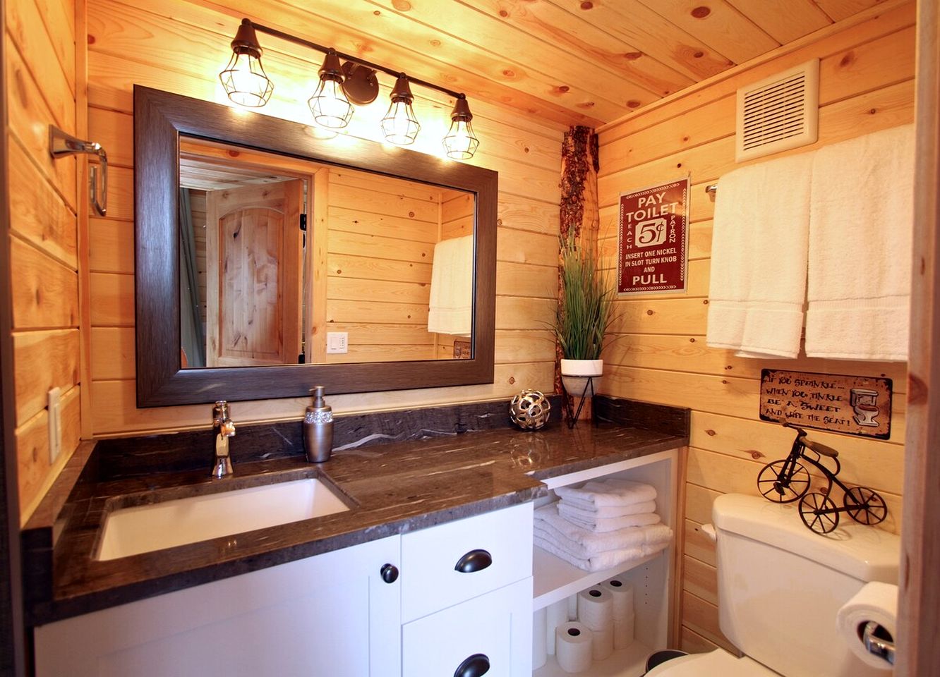 Enchanting Utah Tree House Retreat for a Vacation near Zion National Park