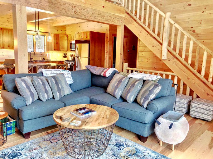 Log Cabins (United States of America, Bethlehem, New Hampshire)