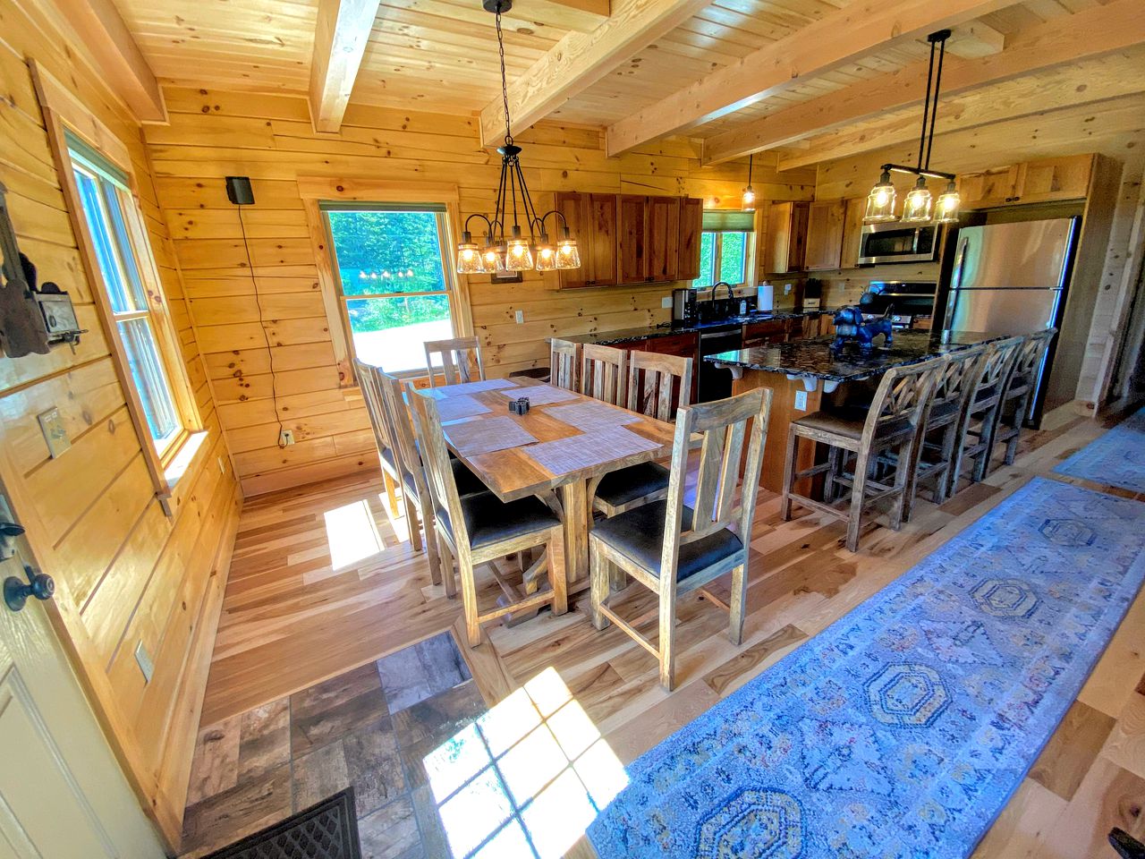 Majestic New Hampshire Log Cabin Rental with Views of Cannon Mountain