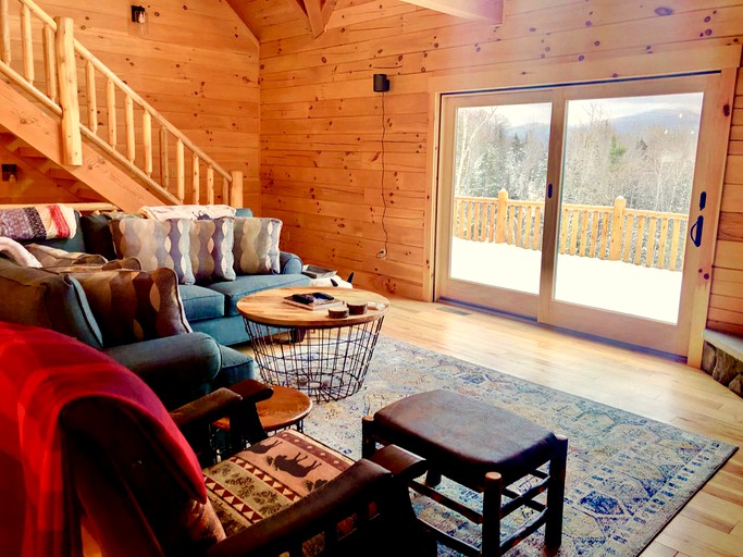 Log Cabins (United States of America, Bethlehem, New Hampshire)