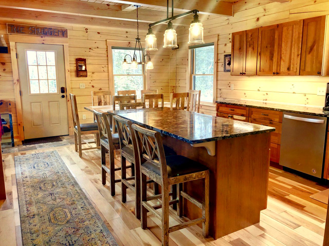 Majestic New Hampshire Log Cabin Rental with Views of Cannon Mountain