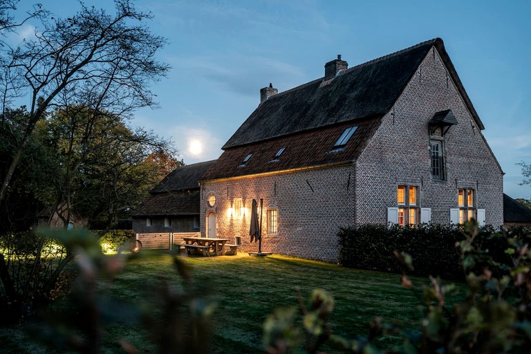 Charming Holiday Home with Historic Windmill Views near Tongerlo in the Green Merode, Antwerp