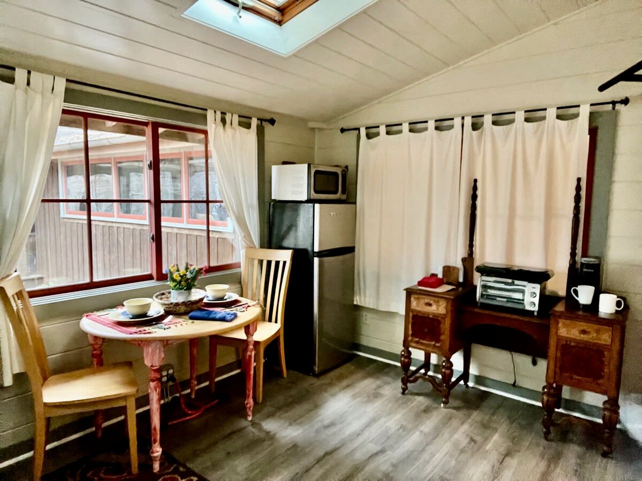 Large Vacation Rental with a Huge Deck near Franklin, Tennessee