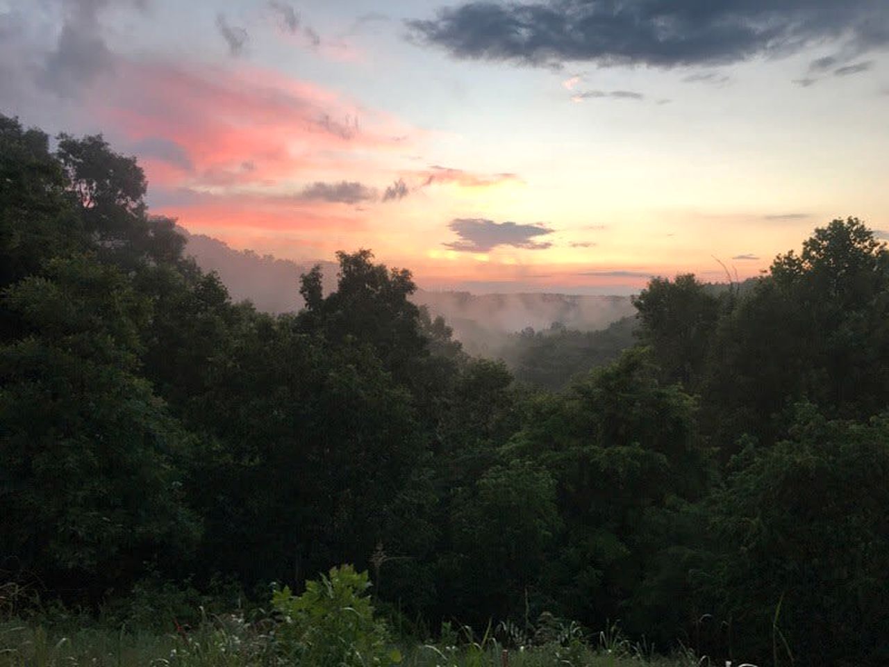 Large Vacation Rental with a Huge Deck near Franklin, Tennessee