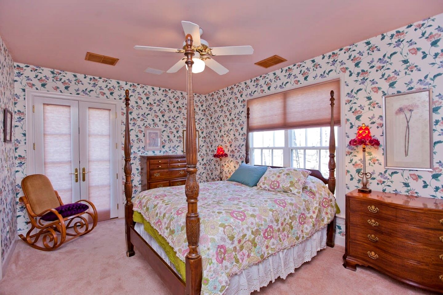 Enormous Vacation Rental with Forest Views near Nashville, Tennessee