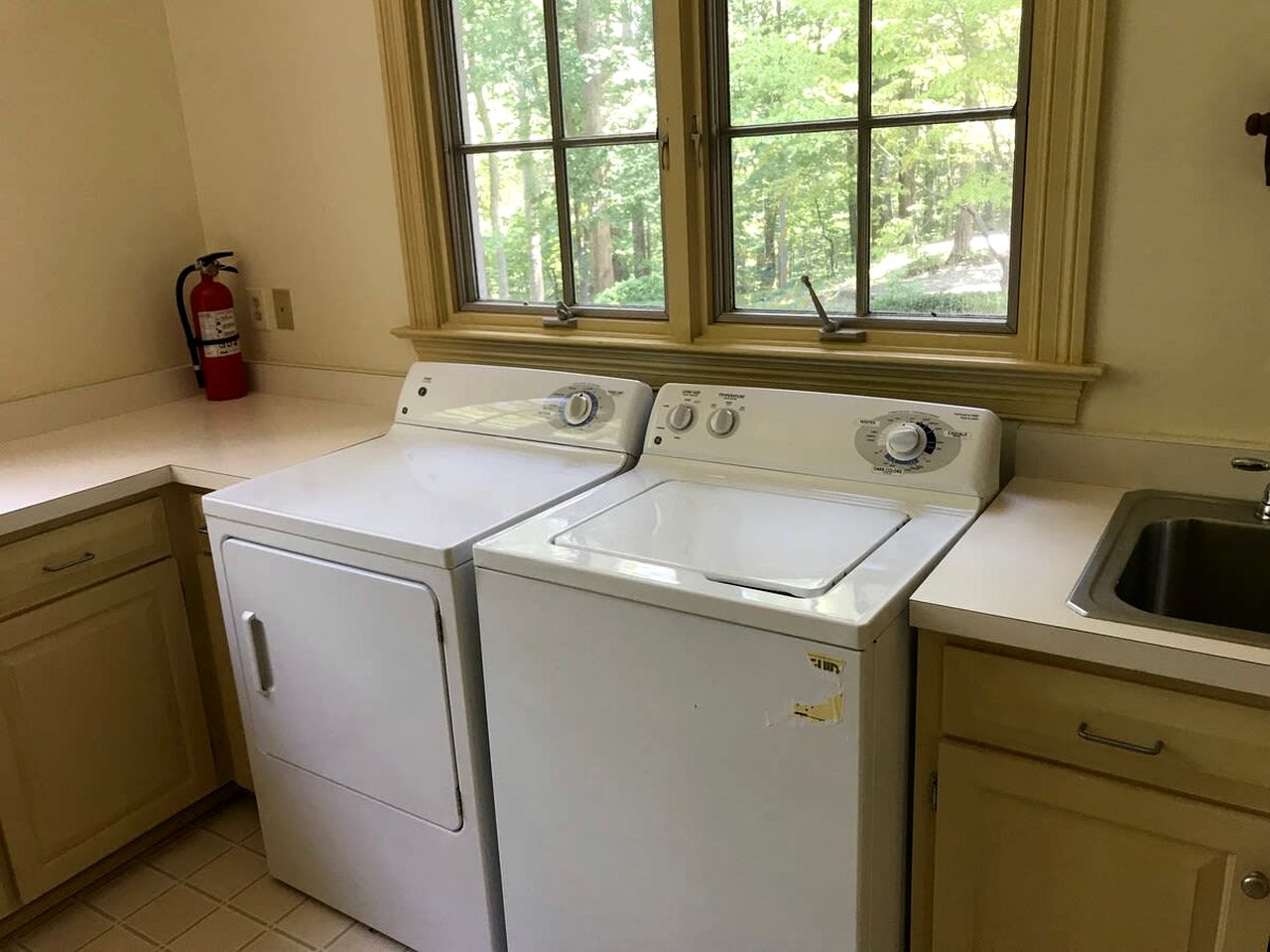 Enormous Vacation Rental with Forest Views near Nashville, Tennessee