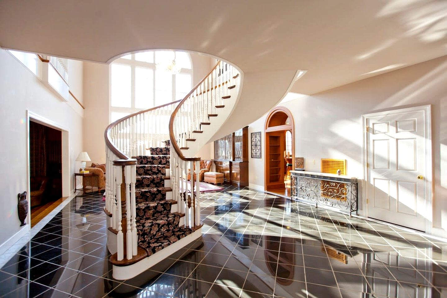 Enormous Vacation Rental with Forest Views near Nashville, Tennessee