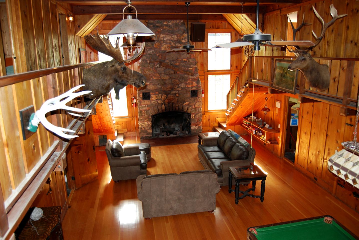 Luxury Vacation Rental on Palmer Lake in Okanogan County, Washington