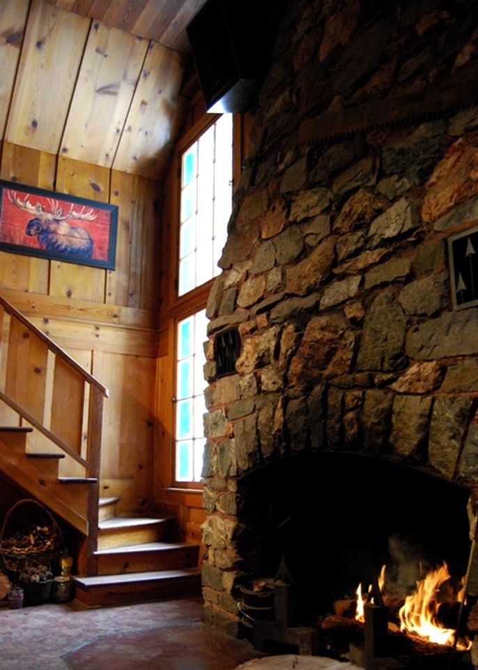 Luxury Vacation Rental on Palmer Lake in Okanogan County, Washington