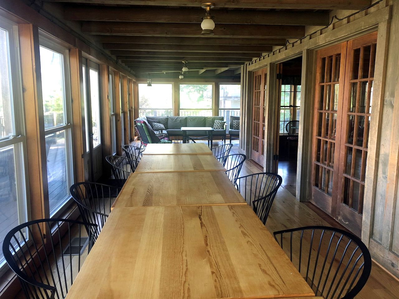 Luxury Vacation Rental on Palmer Lake in Okanogan County, Washington