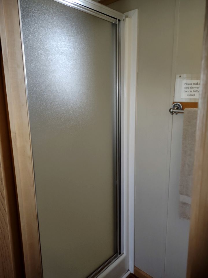 Comfy Vacation Rental with Wi-Fi and Kitchenette in Meadview, Arizona