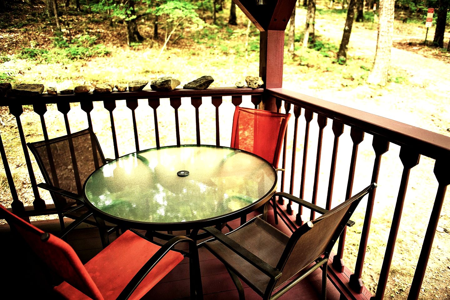 Pet Friendly Cabin with Fire Pit & BBQ Grill in Murfreesboro, Arkansas