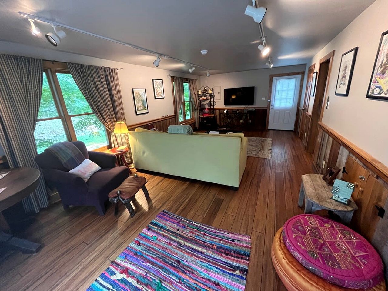 Charming Woodland Cottage near Franklin, Tennessee