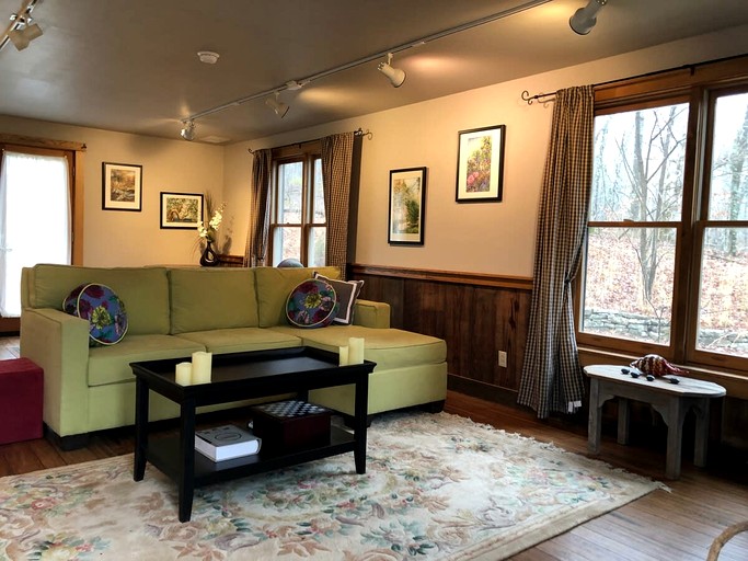 Cottages (United States of America, Franklin, Tennessee)