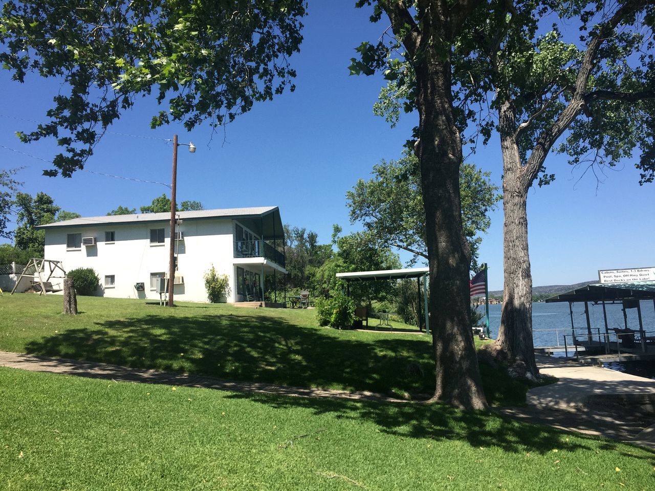 Homey Cabin Rental with Boat Docks on Lake LBJ in Kingsland, Texas