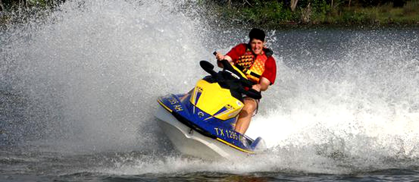 Family-Friendly Cabin Rental on Lake Lyndon B. Johnson in Kingsland, Texas