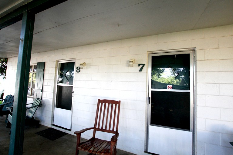 Cabins (Kingsland, Texas, United States)