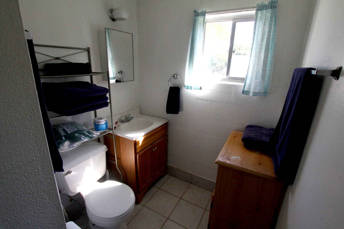 Suite Rental with Spectacular Lake Lyndon B. Johnson Views in Kingsland, Texas