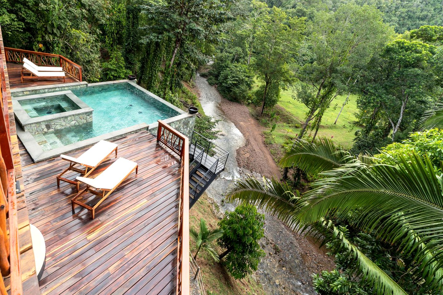 Magical Secluded Cabin in Belize City, Belize District