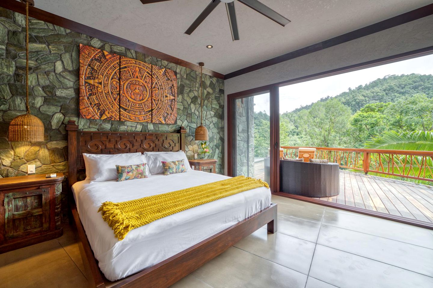 Magical Secluded Cabin in Belize City, Belize District