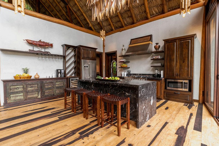 Cabins (Belize, Belize City, Belize District)