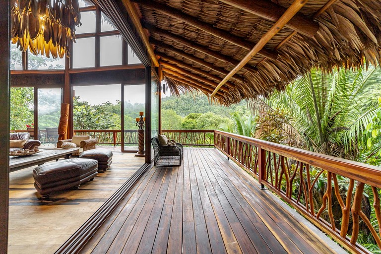 Cabins (Belize, Belize City, Belize District)