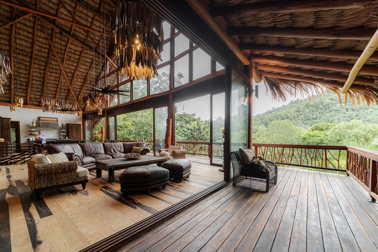 Cabins (Belize, Belize City, Belize District)