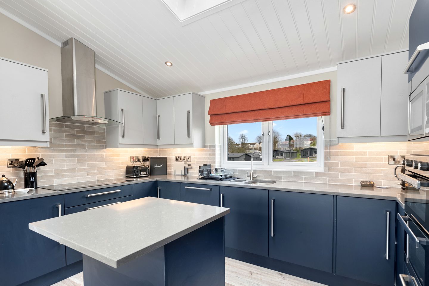 Exclusive Lodge Escape with Hot Tub by Tenby in Pembrokeshire, Wales