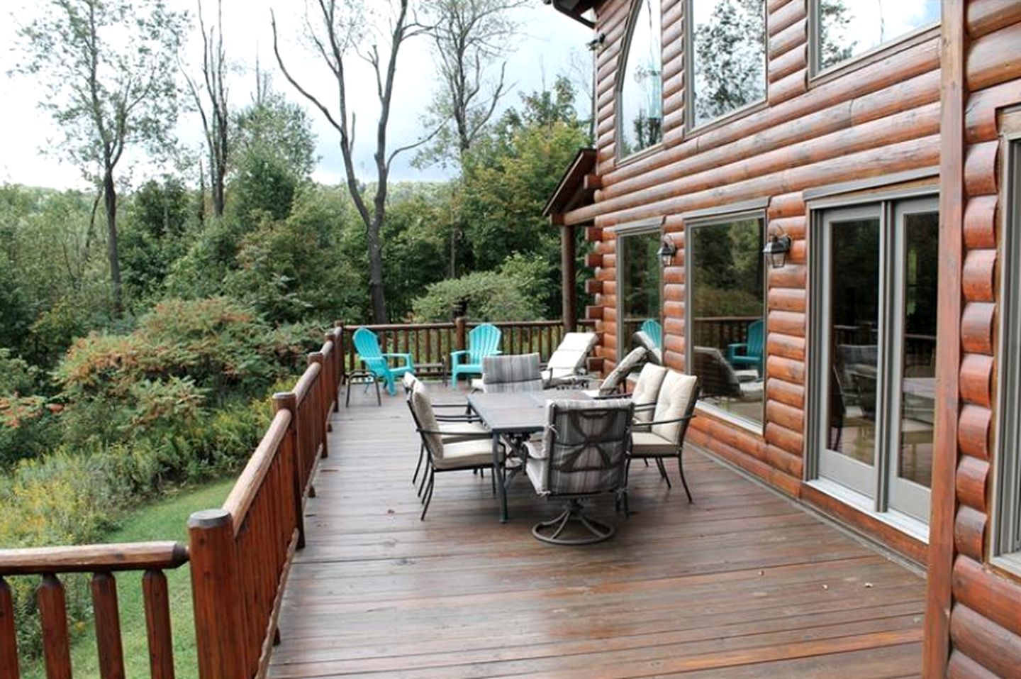 Cabin Rental with Hot Tub in Champion, Pennsylvania