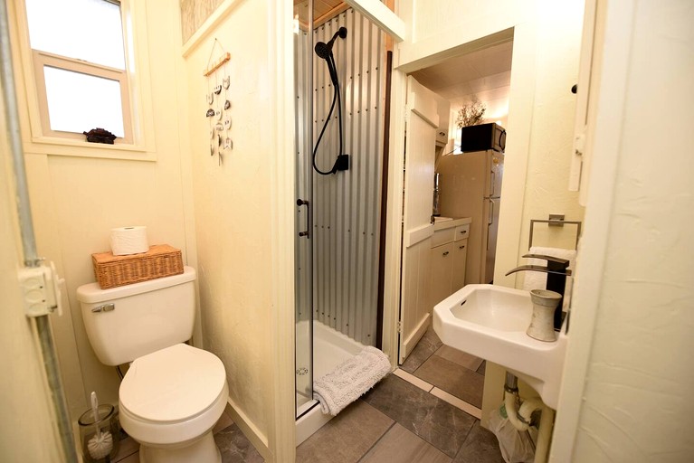 Cabins (United States of America, Whitehall, Montana)