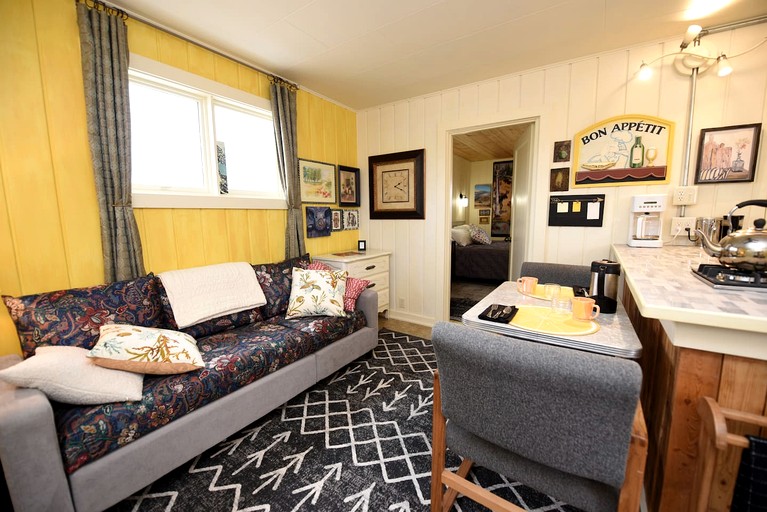 Cabins (United States of America, Whitehall, Montana)