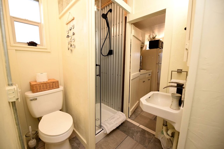 Cabins (United States of America, Whitehall, Montana)