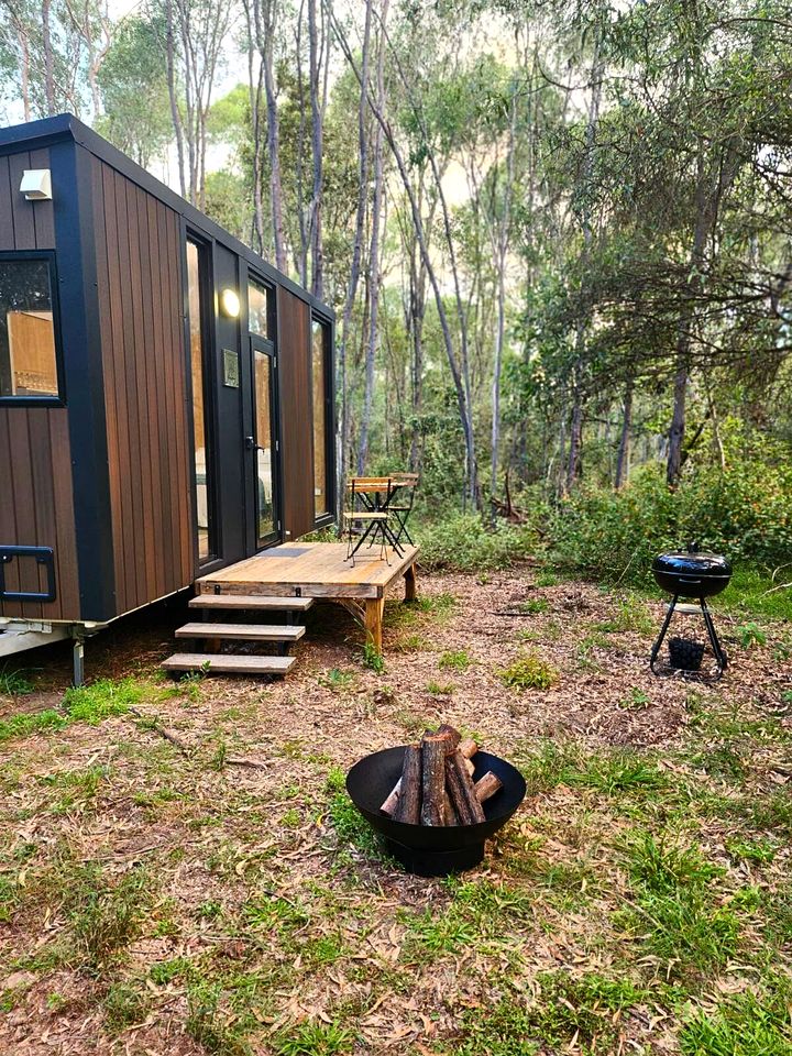 Quirky Tiny House Retreat with Friesian Horses Near Tamborine Mountain, Queensland