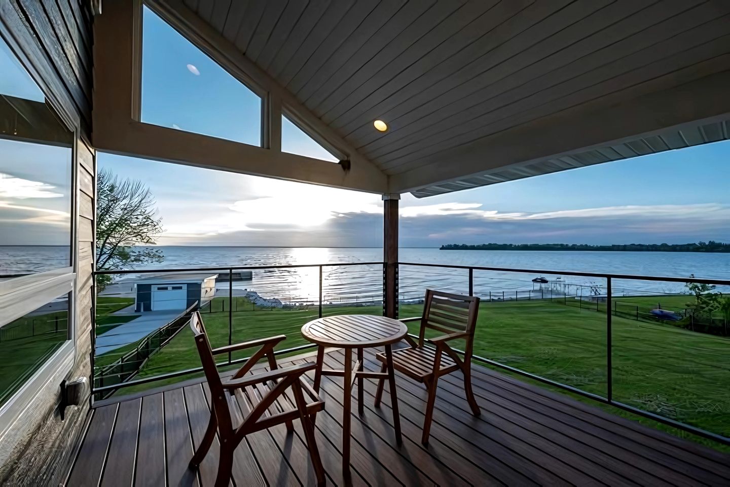 Lakefront Cottage with Nice Sights in Green Bay, Wisconsin