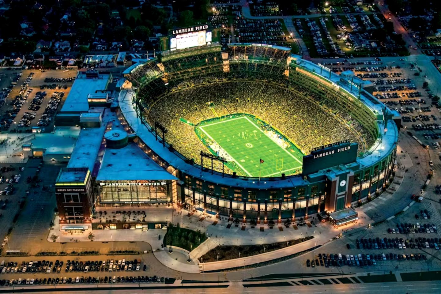 Lakefront Cottage with Nice Sights in Green Bay, Wisconsin