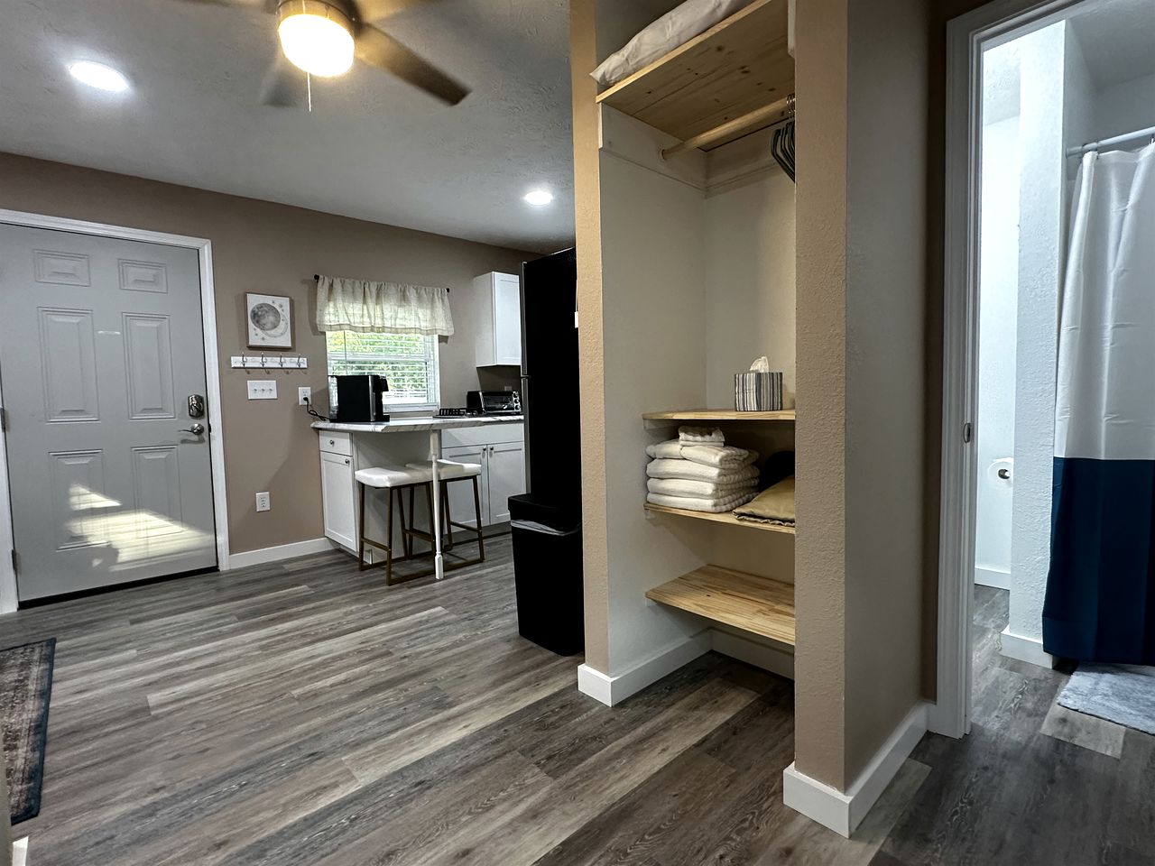 Cozy Studio Rental Nestled in the Smoky Mountains and Surrounded by Nature in Newport, Tennessee
