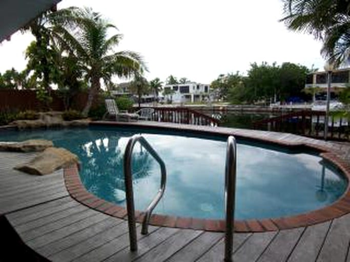 Beach Houses (Islamorada, Florida, United States)