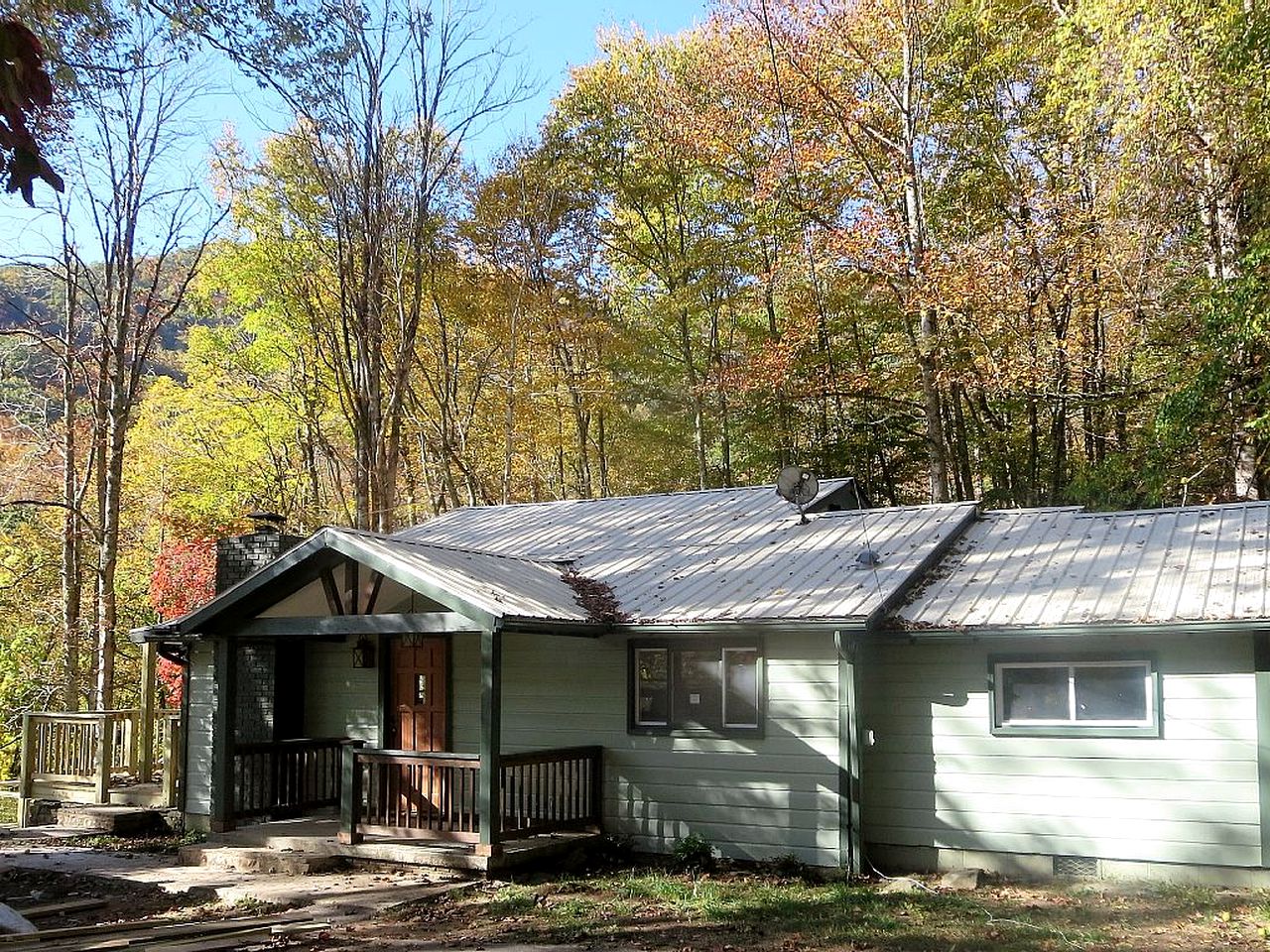 Cottage Rental near Chimney Rock, North Carolina