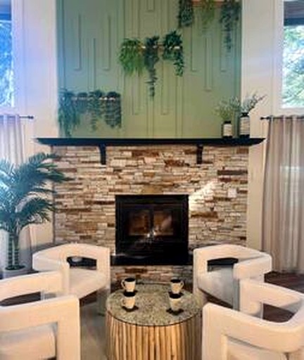 Vacation Rentals (Canada, --, --)