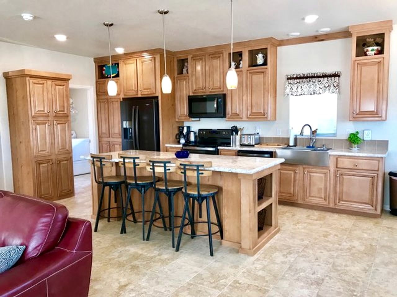 Pet-Friendly Modern Vacation Home with Vermilion Cliffs Views, Boat Parking & Fenced Yard near Horseshoe Bend & Lake Powell, Page Arizona