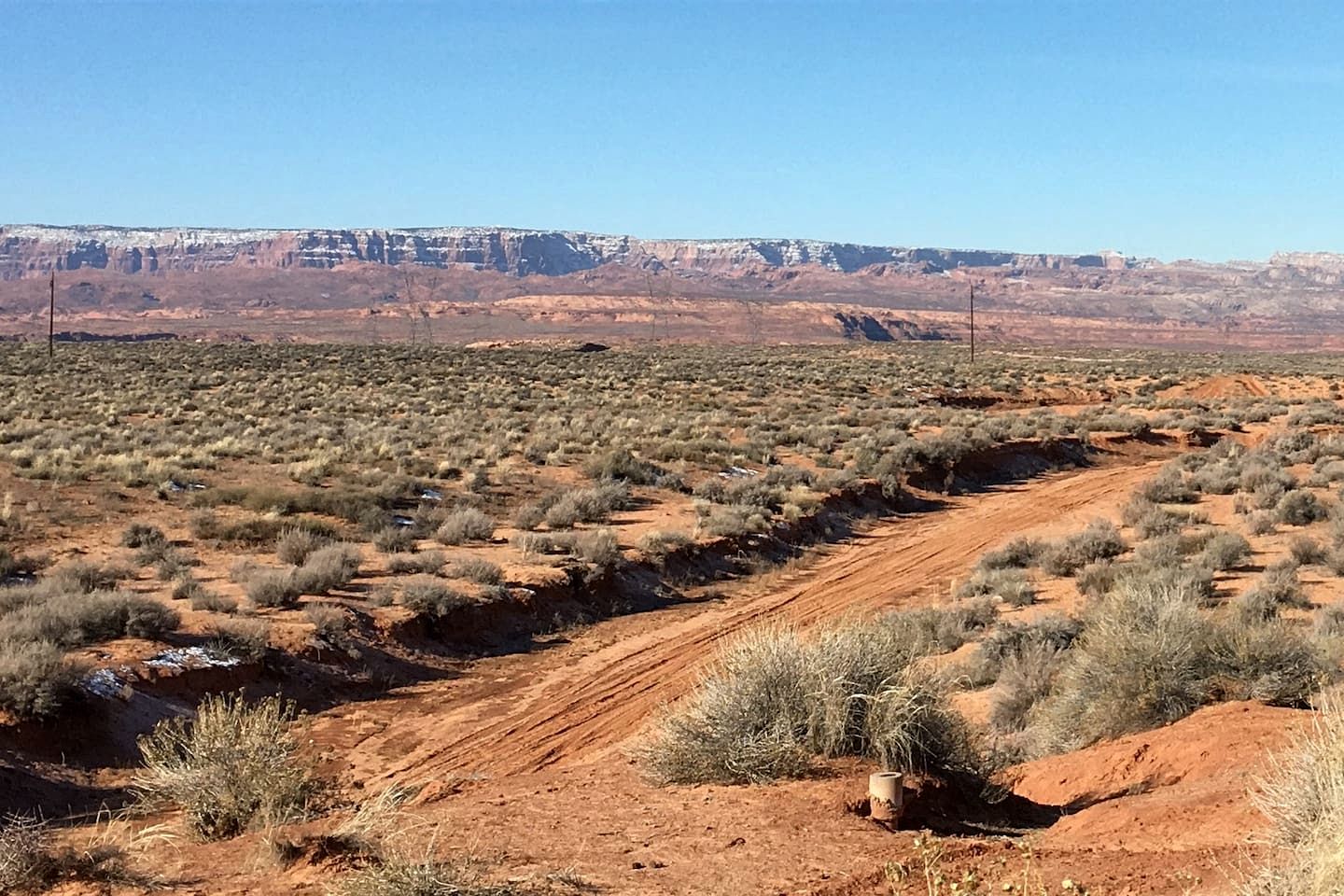 Pet-Friendly Modern Vacation Home with Vermilion Cliffs Views, Boat Parking & Fenced Yard near Horseshoe Bend & Lake Powell, Page Arizona
