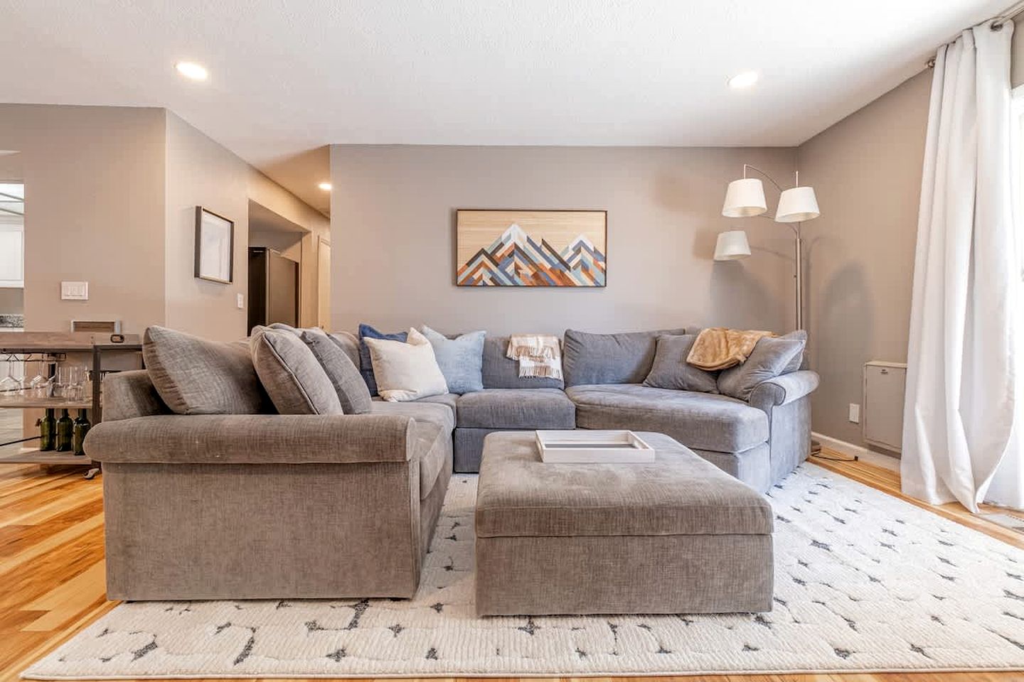 Relaxing Northern Nevada Home with Outdoor Patio Located Near the Keystone Trail in Reno, Nevada