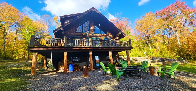 Cabins (United States of America, Rockwood, Maine)