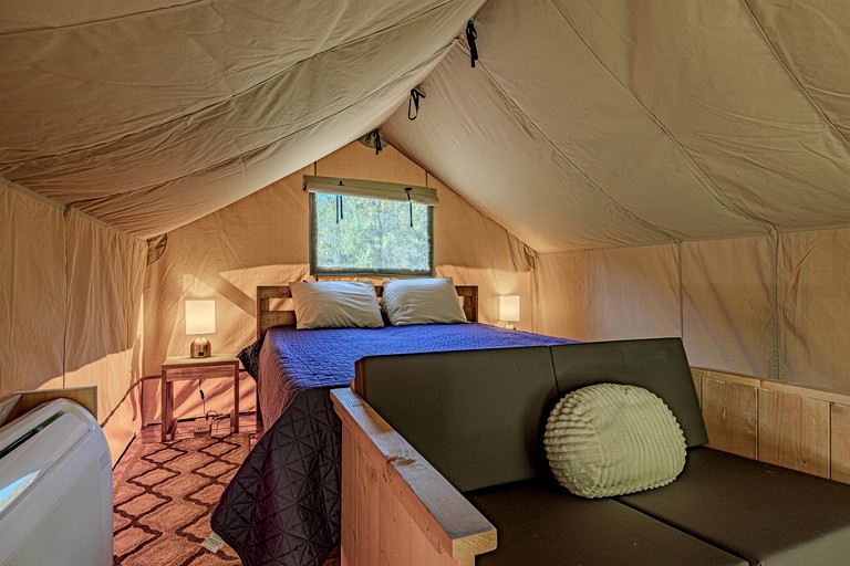 Safari Tents (United States of America, Newport, Tennessee)