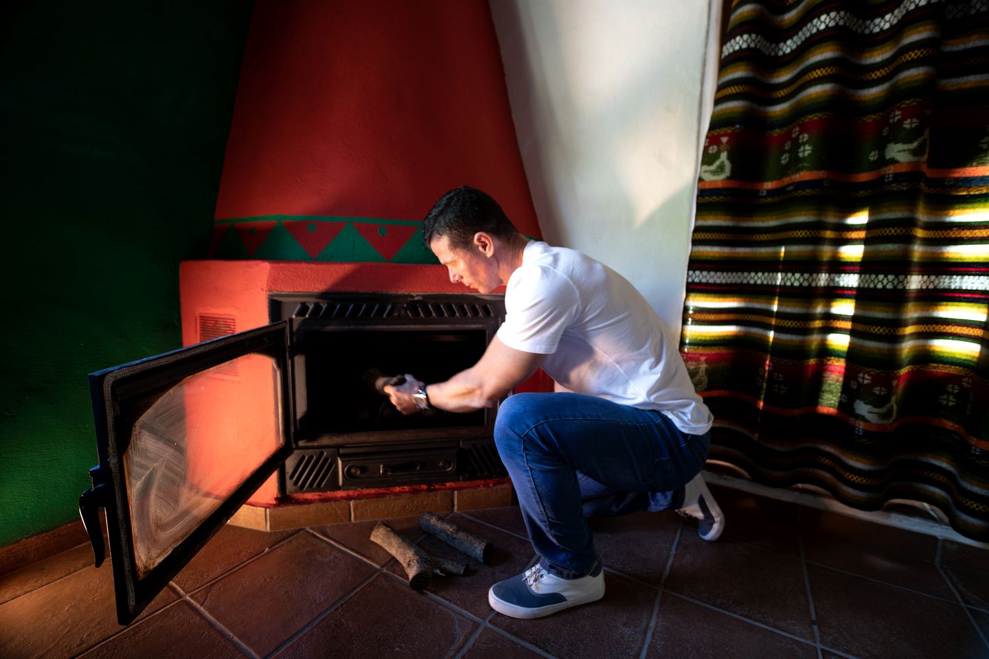 Rustic Cottage Accommodation in Cadiz for a Weekend Yoga Retreat