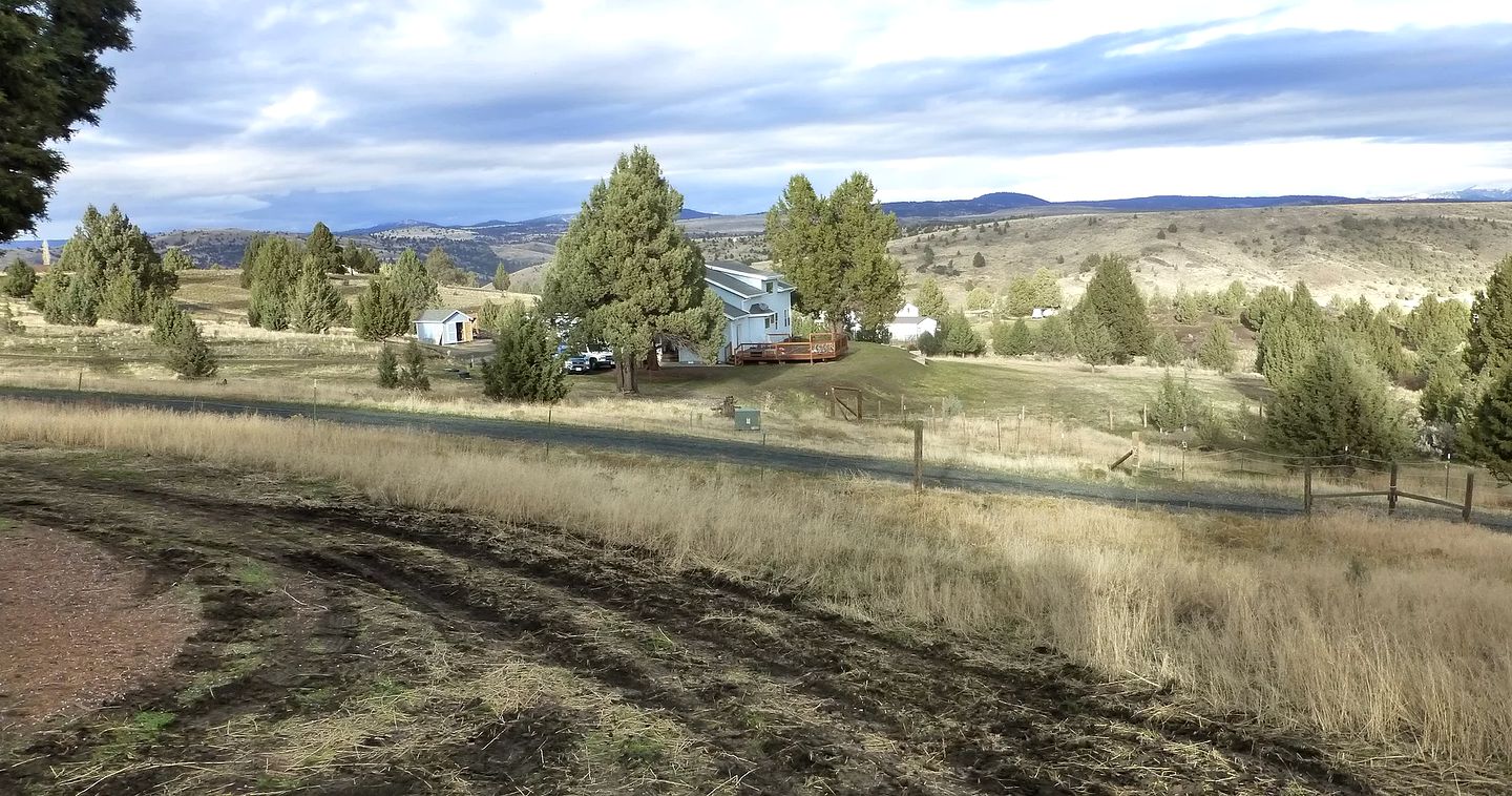 Romantic Vacation Rental in the Country near John Day, Oregon