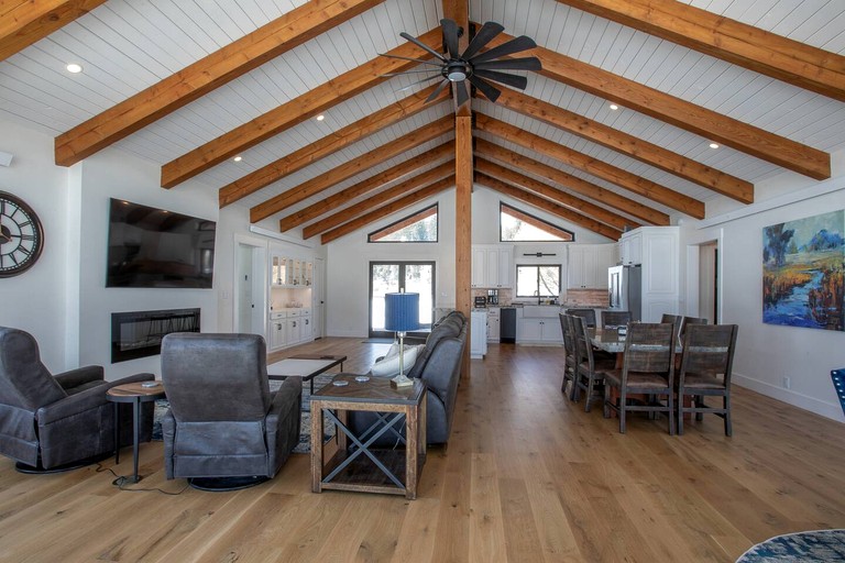 Vacation Rentals (United States of America, Alpine, Wyoming)