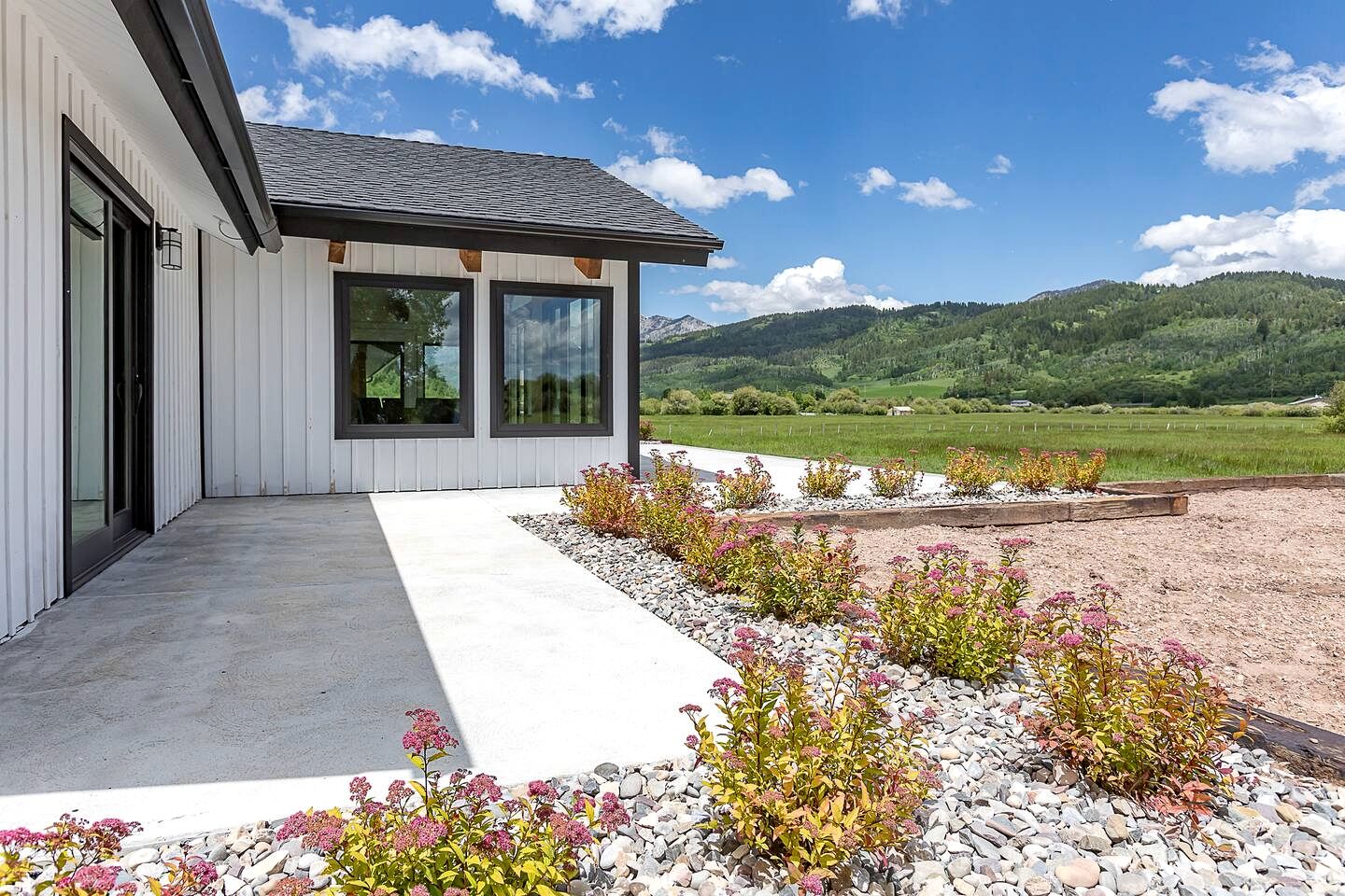 Scenic Riverside Cabin with Private Trail Access and Fly Fishing Near Alpine, Wyoming