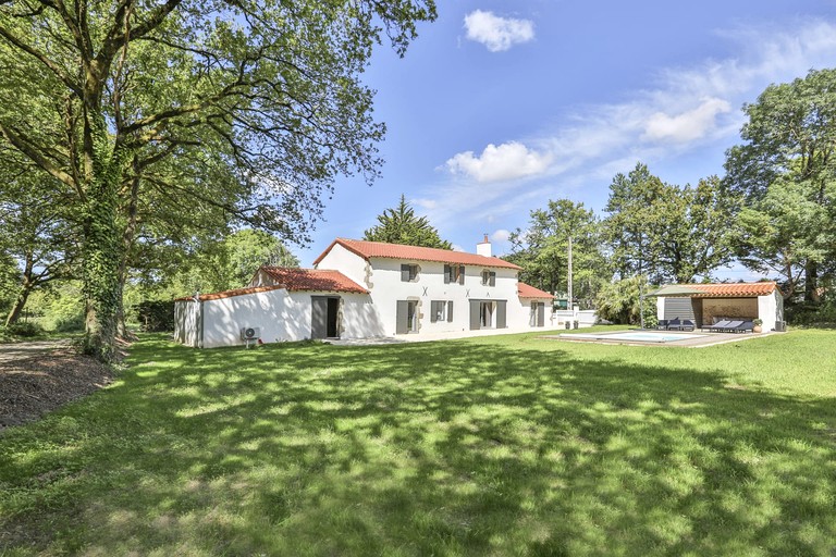 Vacation Rentals (France, Le Girouard, Pays de la Loire)